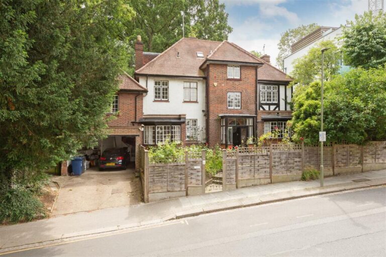 ASK provides £3.5m for London residential project